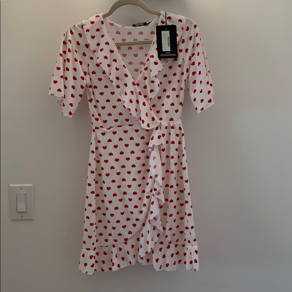 PrettyLittleThing heart dress - Picture 8 of 9